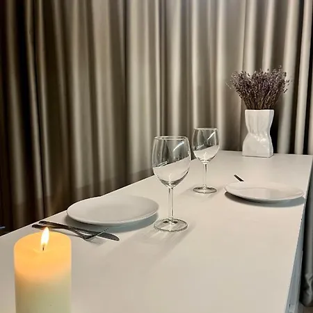 Apartment Cozy With Garden & Terrace In
